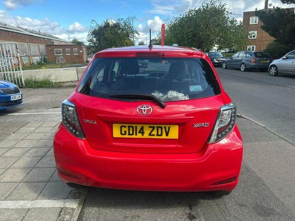 Toyota Yaris Hatchback 1.33 Dual Vvt-i Icon Plus Euro 5 20 GD14ZDV Red #6
