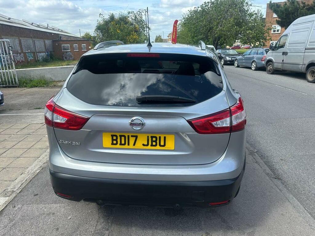 Nissan Qashqai Suv 1.2 Dig-t N-vision 2Wd Euro 6 Ss 2017 BD17JBU Silver #5