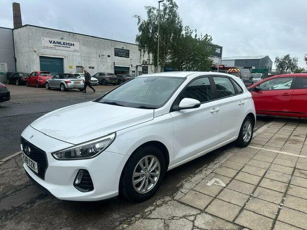 Hyundai I30 Hatchback 1.0 T-gdi Blue Drive S Euro 6 Ss RJ18CZK White #3