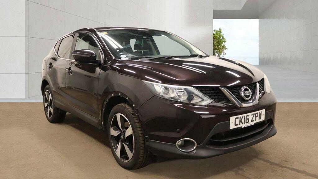 Nissan Qashqai Suv 1.2 Dig-t N-connecta 2Wd Euro 6 Ss 201 Black