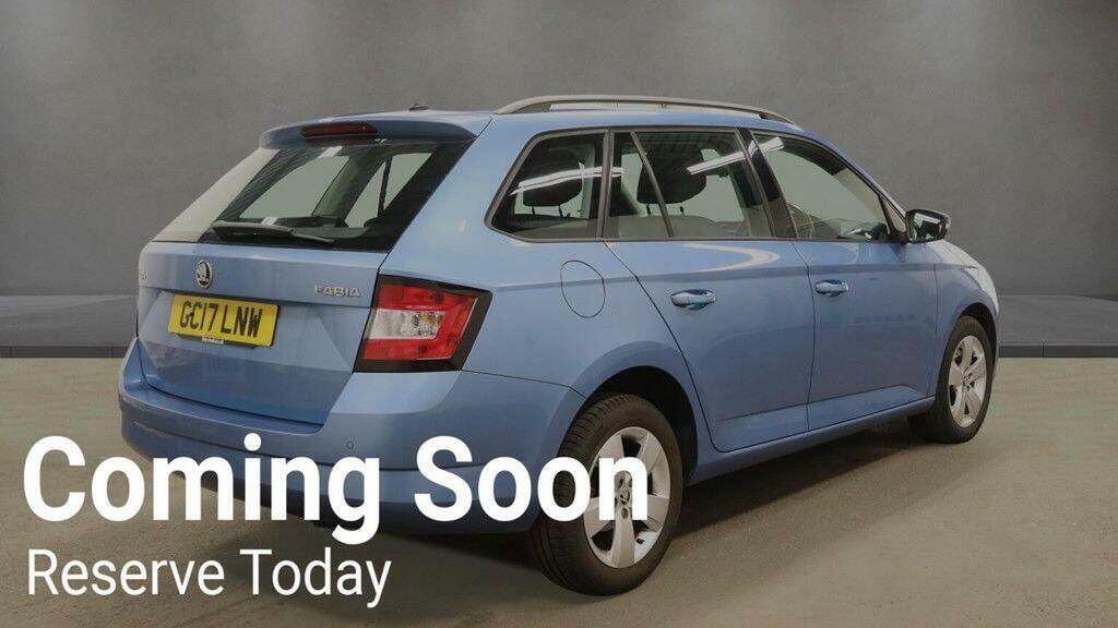Skoda Fabia Estate 1.2 Tsi Se Dsg Euro 6 Ss 201717 Blue