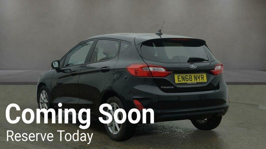 Ford Fiesta Hatchback 1.0T Ecoboost Zetec Euro 6 Ss Black
