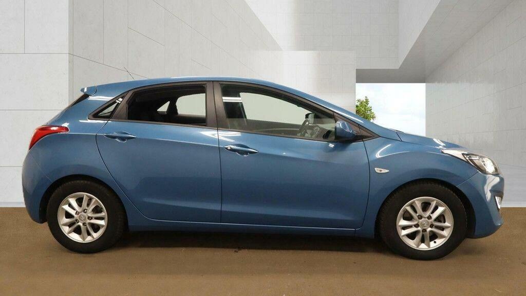 Hyundai I30 Hatchback 1.6 Active Euro 5 201313 Blue #5