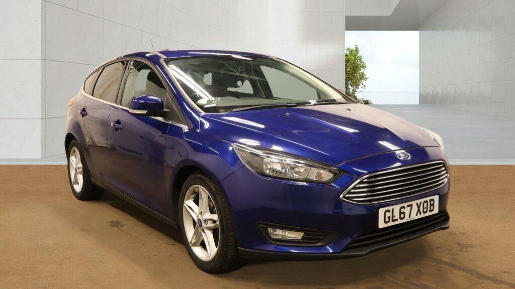 Ford Focus Hatchback 1.0T Ecoboost Zetec Edition Euro 6 Ss GL67XOB Blue #2