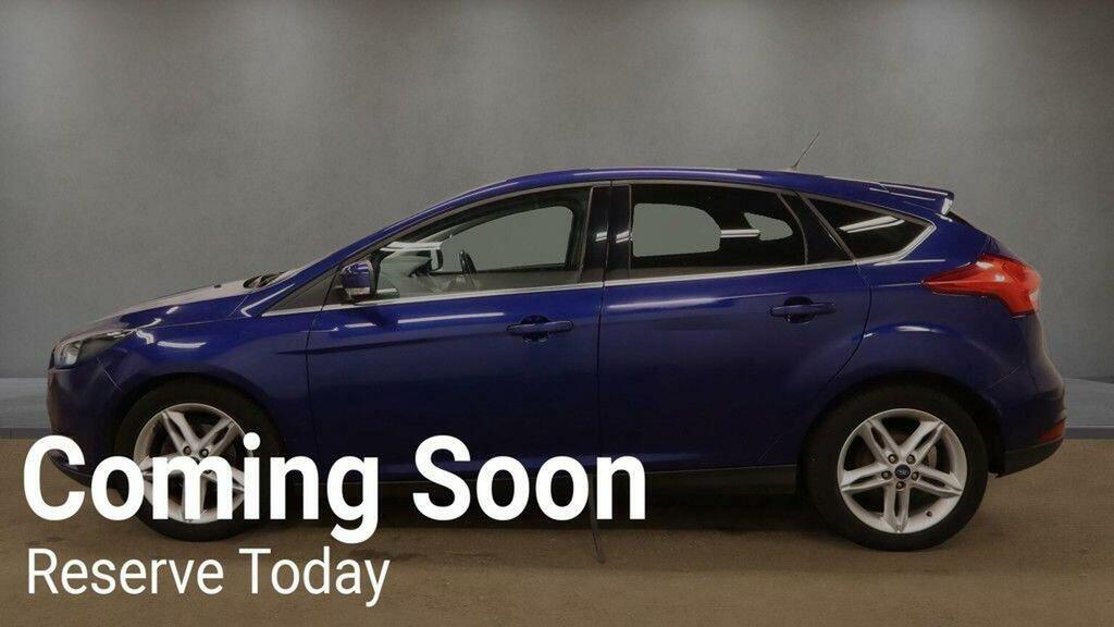 Ford Focus Hatchback 1.0T Ecoboost Zetec Edition Euro 6 Ss Blue