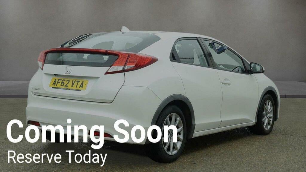 Honda Civic Hatchback 1.8 I-vtec Es Euro 5 Ss 201262 White