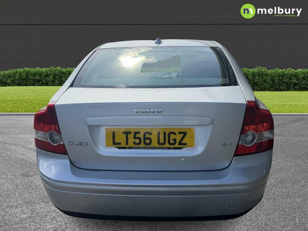 Volvo S40 Se Silver #5