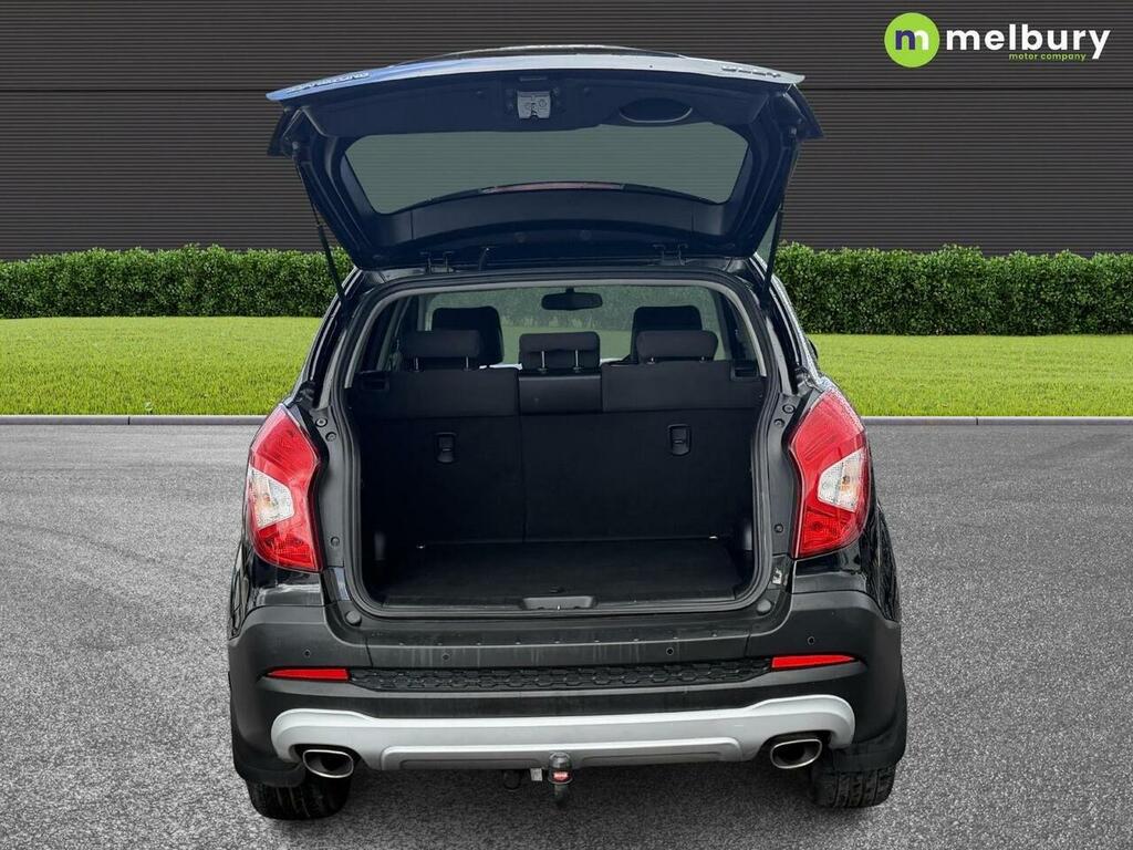 SsangYong Korando 2.2D Le Suv Euro 6 178 Ps HD18OKG Black #6