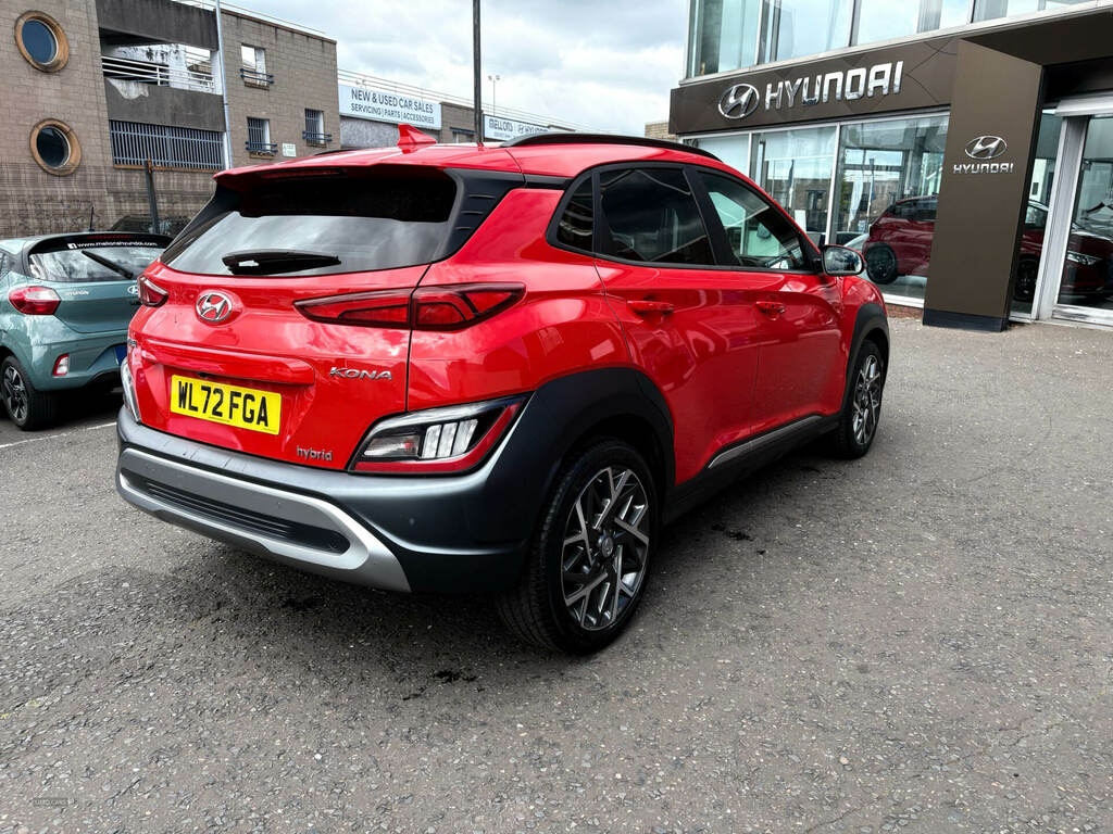 Hyundai Kona 1.6 Gdi Hybrid Premium Dct Red