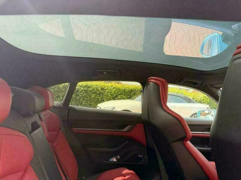 Porsche Taycan Performance Plus 93.4Kwh 4 SUM174N Blue #5