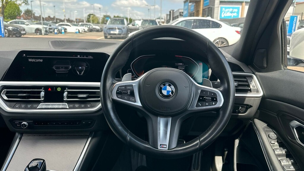 BMW 3 Series 330I M Sport Saloon YR19AKG White #5
