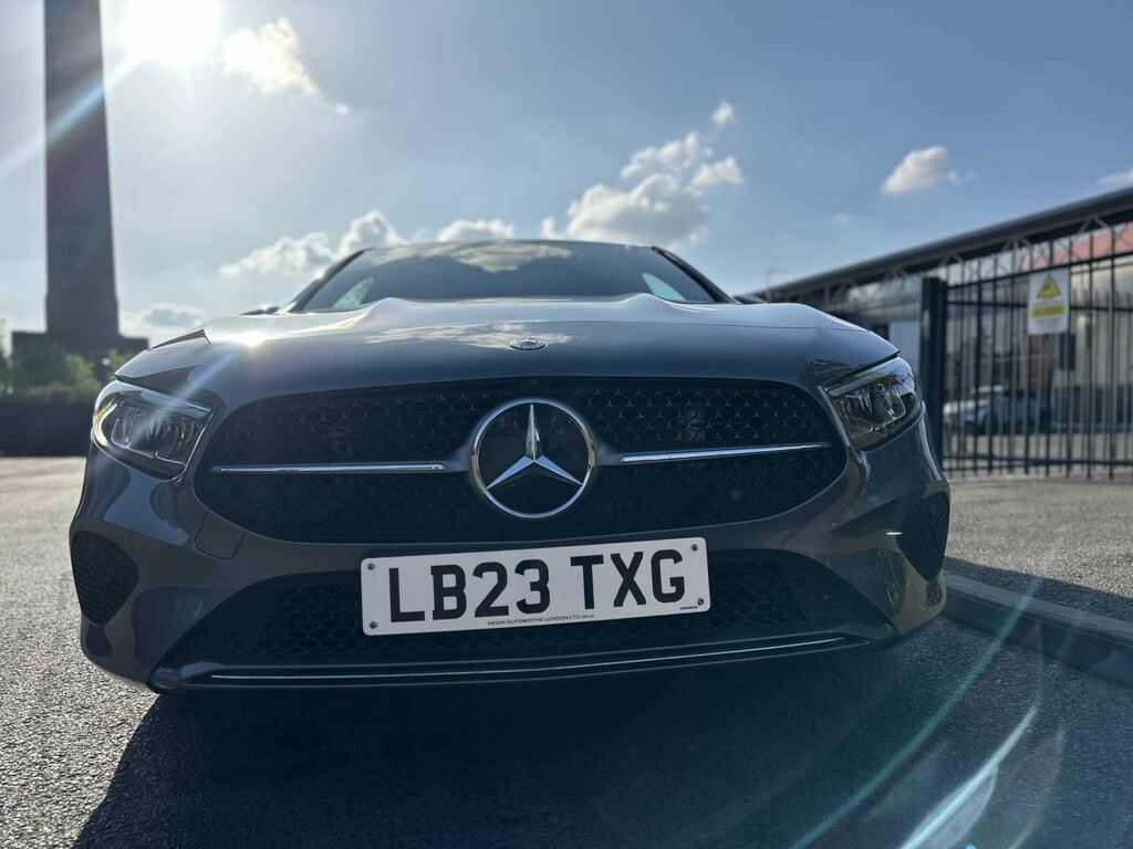 Mercedes-Benz A Class 1.3 A180h Mhev Sport Executive Hatchback Pet LB23TXG #6
