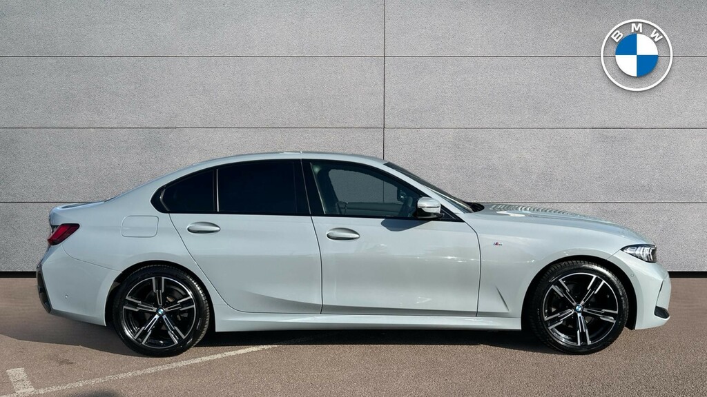 BMW 3 Series 320I M Sport Saloon YG75LDZ #3