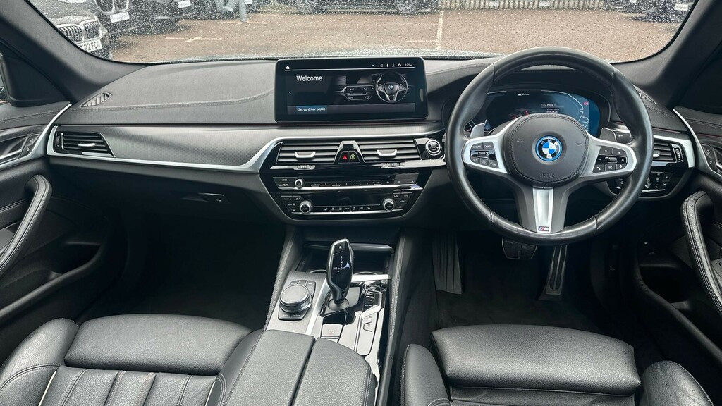 BMW 5 Series 530E M Sport Saloon GU23XJC #4