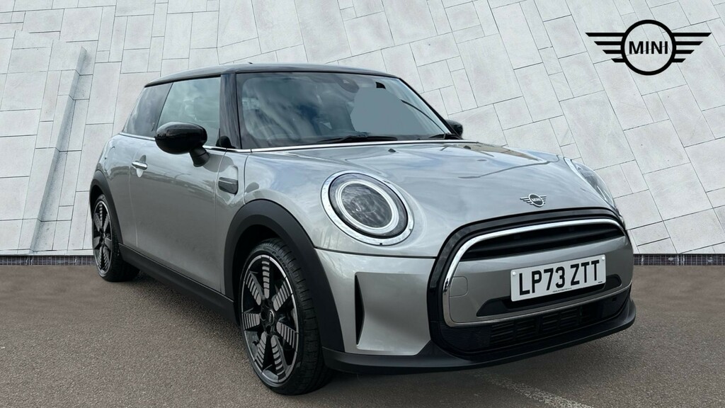 Mini Hatch 3-Door Hatch Cooper Exclusive