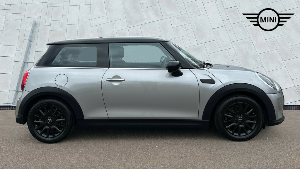 Mini Hatch 3-Door Hatch Cooper Classic LO23NDN #3