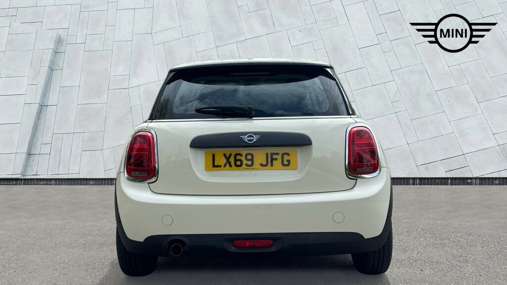 Mini Hatch 3-Door Hatch One Classic LX69JFG #4