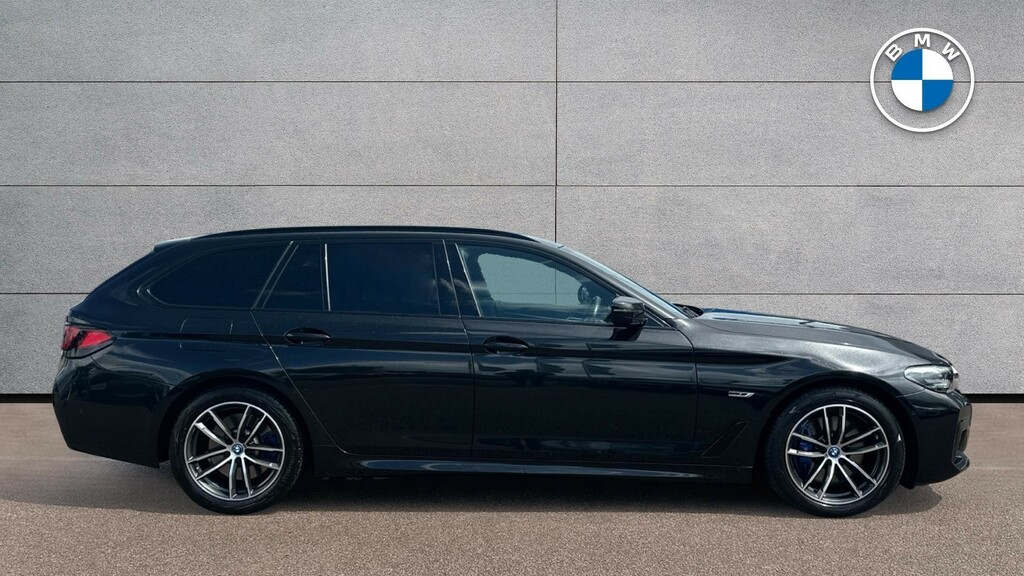 BMW 5 Series 530E M Sport Touring HT22FCG #3
