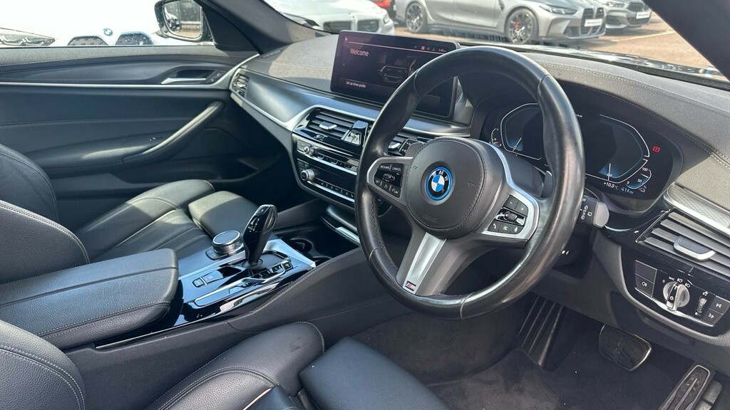 BMW 5 Series 530E M Sport Touring HT22FCG #6