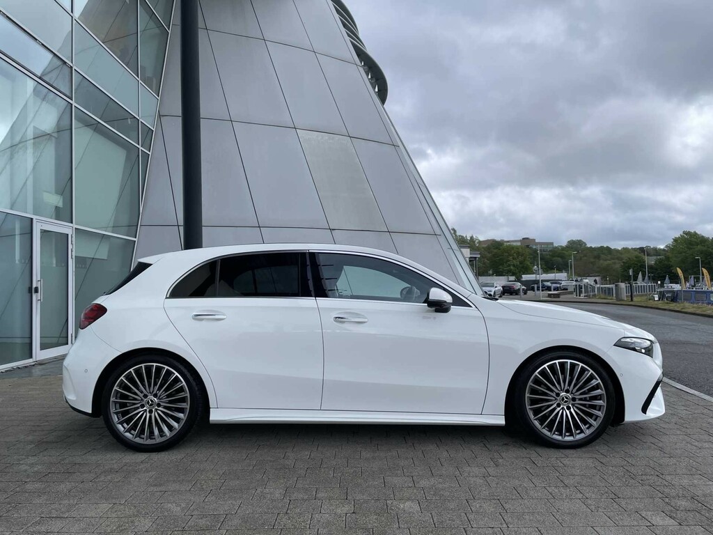 Mercedes-Benz A Class 1.3 A200h Mhev Amg Line Premium Plus Hatchback 5 KP25UPG #2