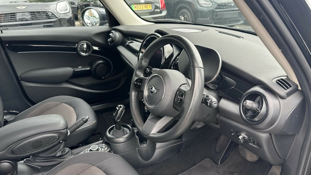 Mini Hatch 5-Door Hatch Cooper Classic SK23YFT #6