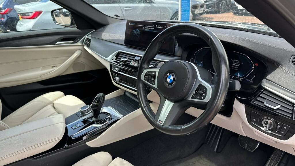 BMW 5 Series 520D M Sport Saloon GU22PYX #6