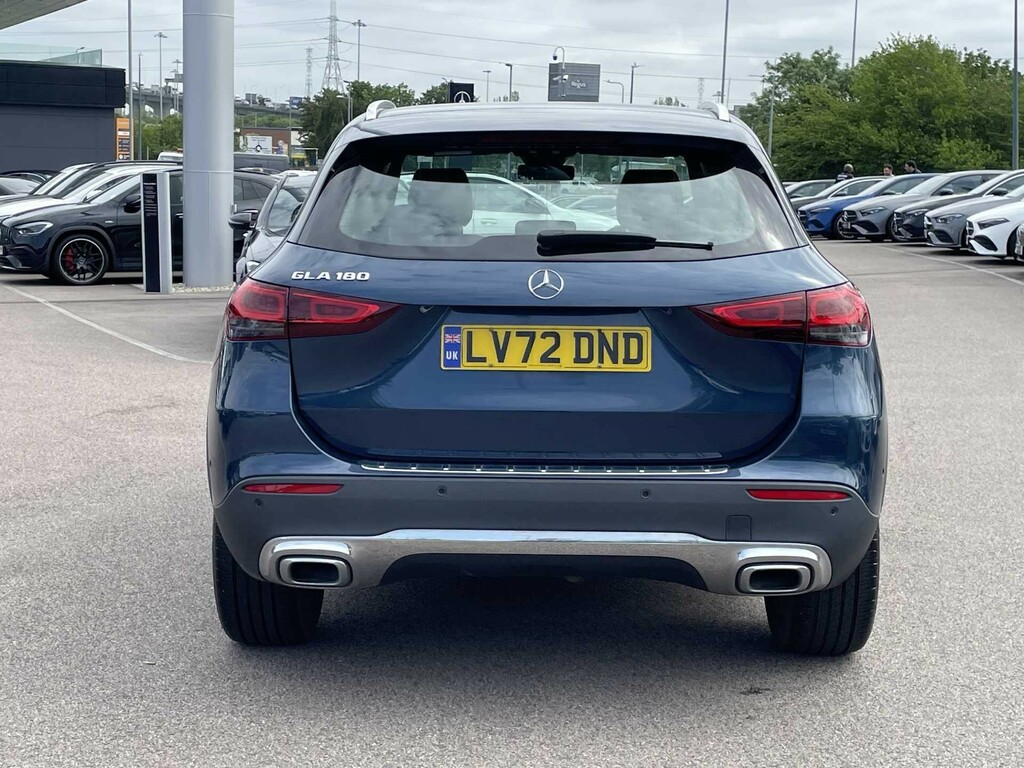 Mercedes-Benz GLA Class 1.3 Gla180 Sport Executive Suv 7G-dct LV72DND #5