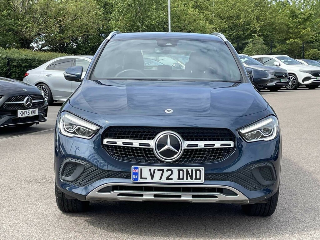 Mercedes-Benz GLA Class 1.3 Gla180 Sport Executive Suv 7G-dct LV72DND #4