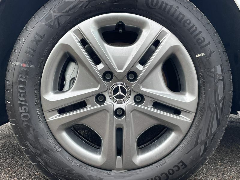 Mercedes-Benz 45Kwh Pro L1 WD75UEZ White #4