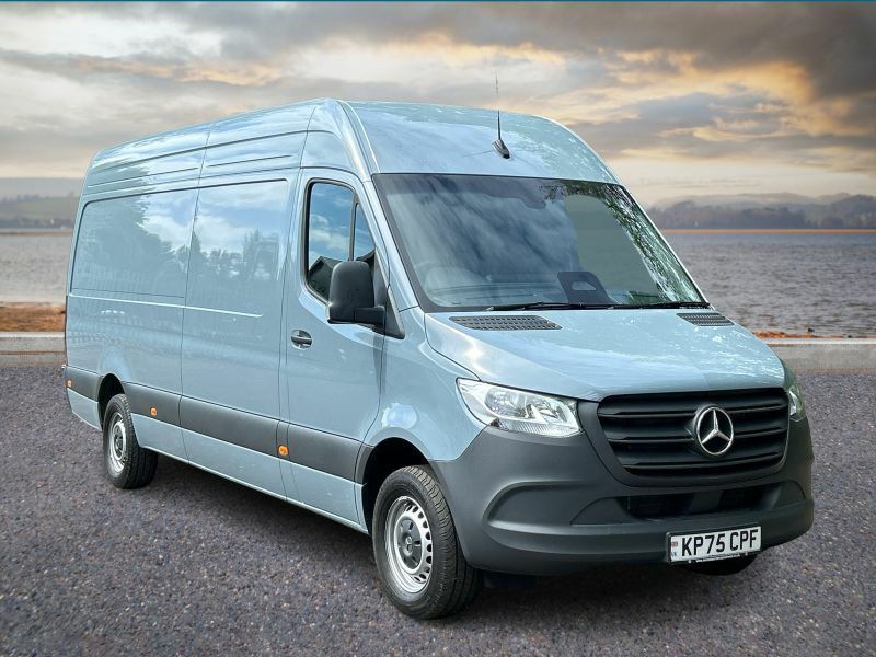 Mercedes-Benz Sprinter 2.0 315 Cdi Pro G-tronic Rwd L3 H2 Euro 6 S S Blue