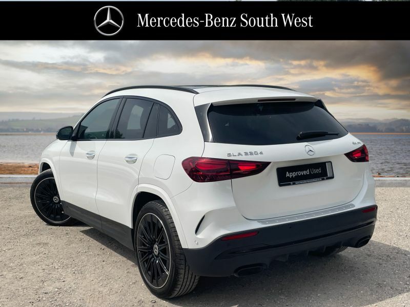 Mercedes-Benz GLA Class Suv KX75PNV White #2