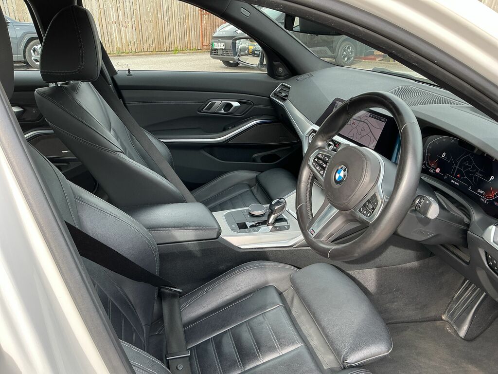 BMW 3 Series 2.0 320D Mht M Sport Euro 6 S S WG70UKB White #5
