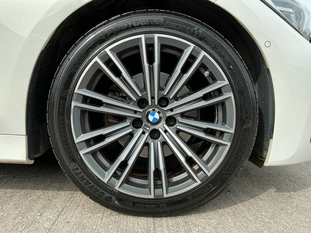 BMW 3 Series 2.0 320D Mht M Sport Euro 6 S S WG70UKB White #4