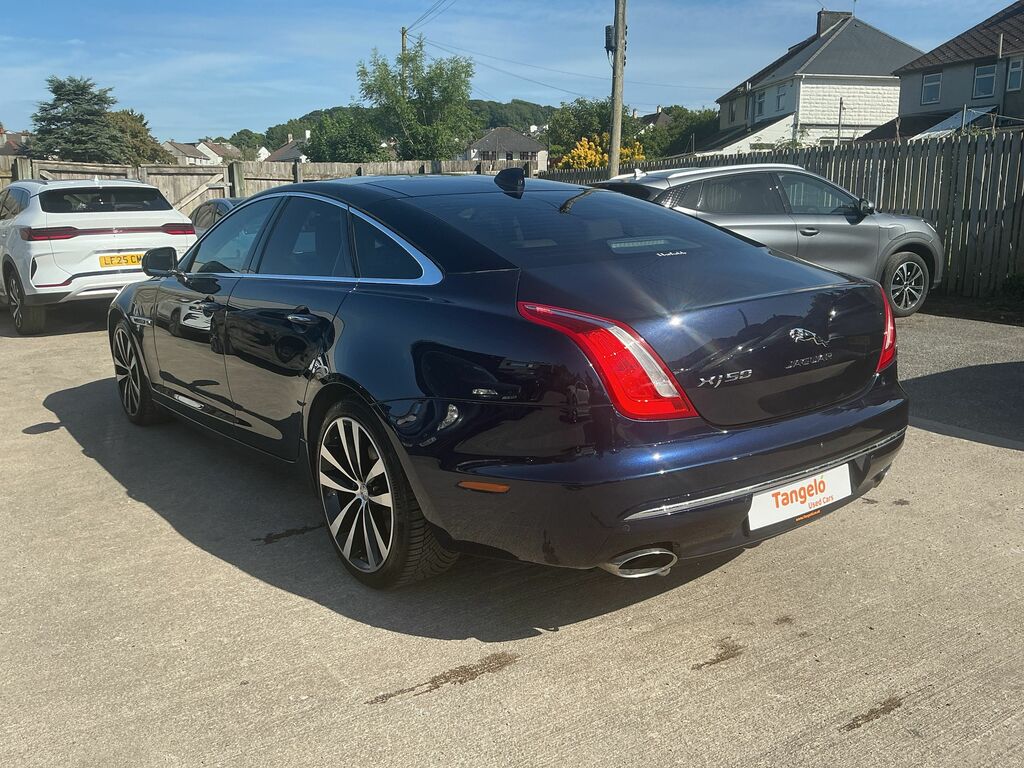 Jaguar XJ 3.0D V6 R-sport Saloon Black #20