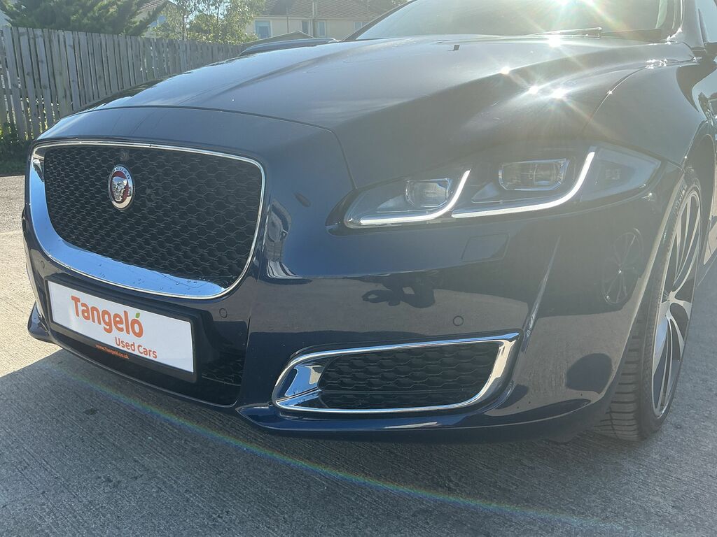 Jaguar XJ 3.0D V6 R-sport Saloon Black #21