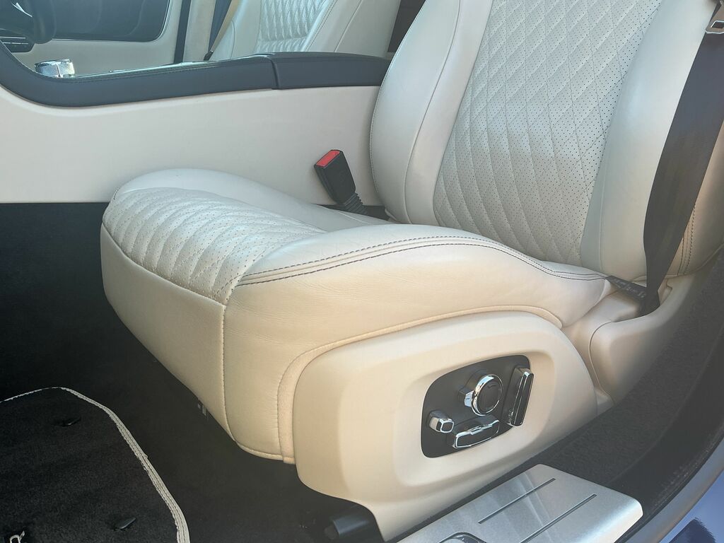 Jaguar XJ 3.0D V6 R-sport Saloon Black #48