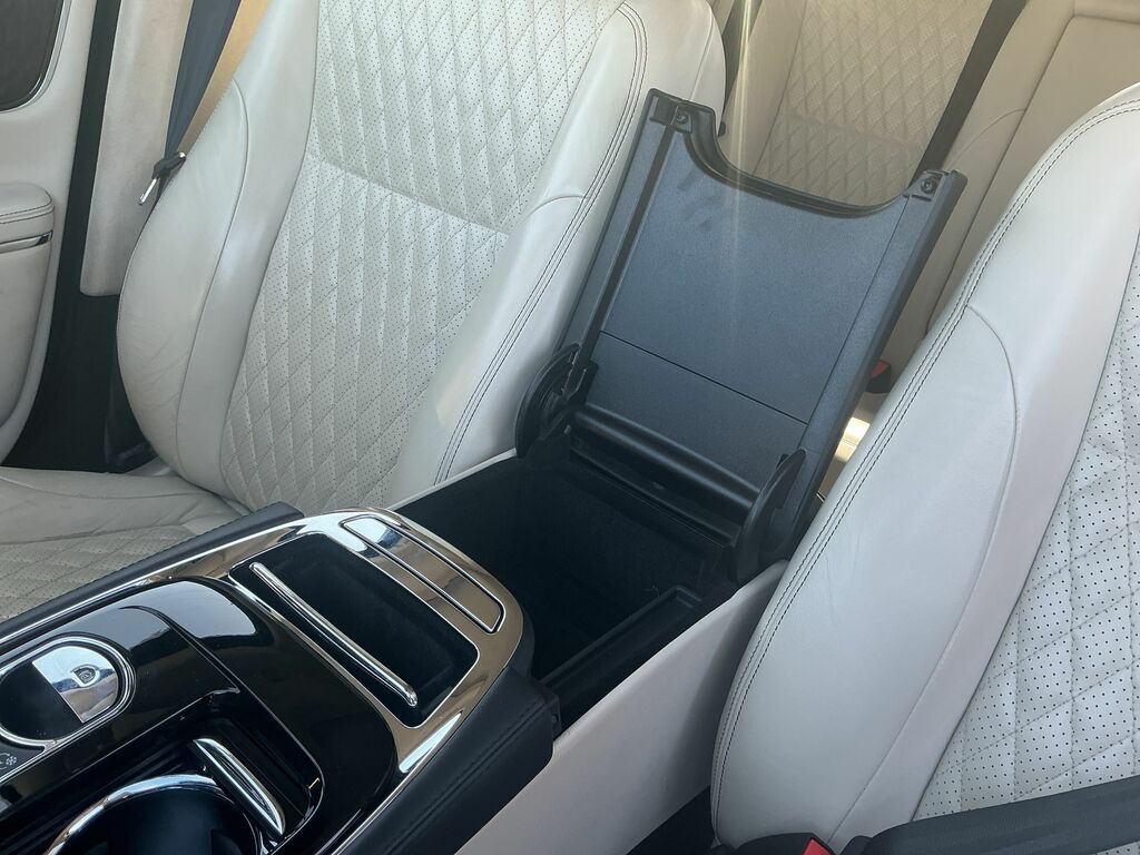 Jaguar XJ 3.0D V6 R-sport Saloon Black #40