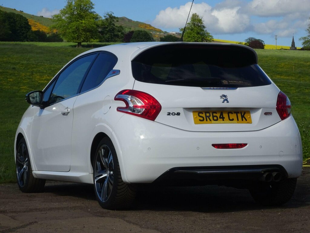 Peugeot 208 1.6 Thp Gti Euro 5 SR64CTK White #5