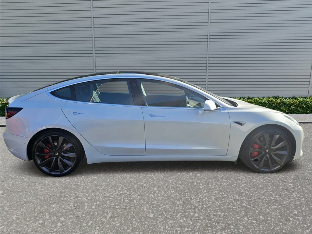 Tesla Model 3 Dual Motor Performance Saloon NL20MWE White #4