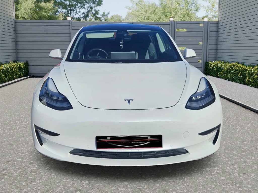 Tesla Model 3 Dual Motor Performance Saloon NL20MWE White #2