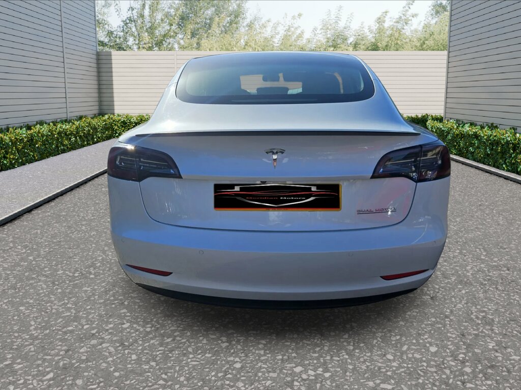 Tesla Model 3 Dual Motor Performance Saloon NL20MWE White #6