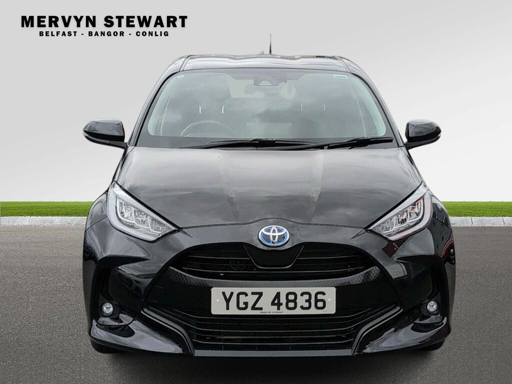 Toyota Yaris Design Hev Cvt YGZ4836 Black #3