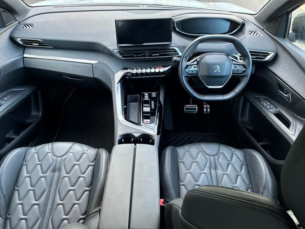 Peugeot 3008 Allure Phev FY74RXR White #2