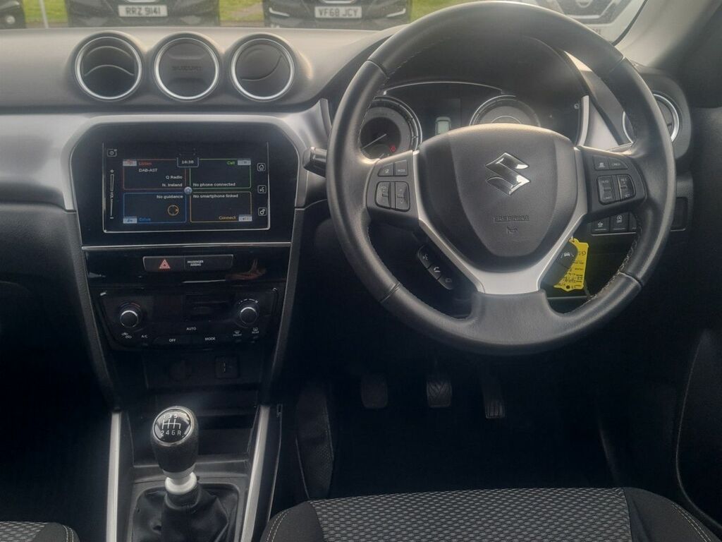 Suzuki Vitara 1.4 48V Boosterjet Hybrid Sz-t GSZ8452 Black #2