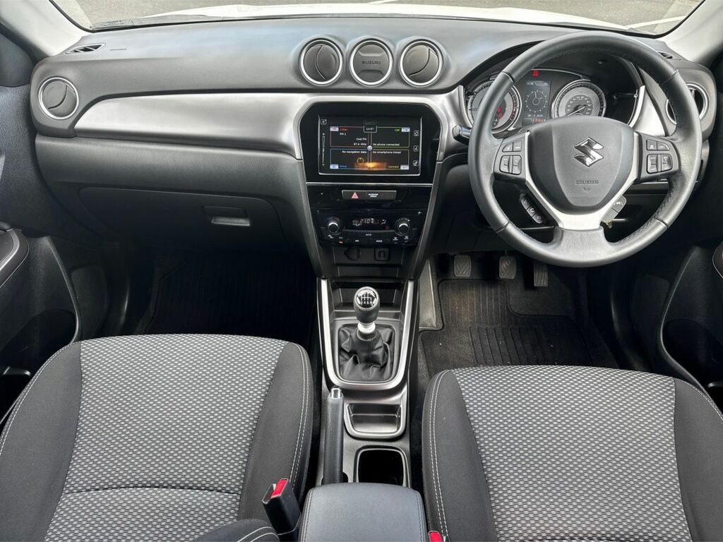 Suzuki Vitara 1.4 48V Boosterjet Hybrid Sz-t GSZ5641 White #2