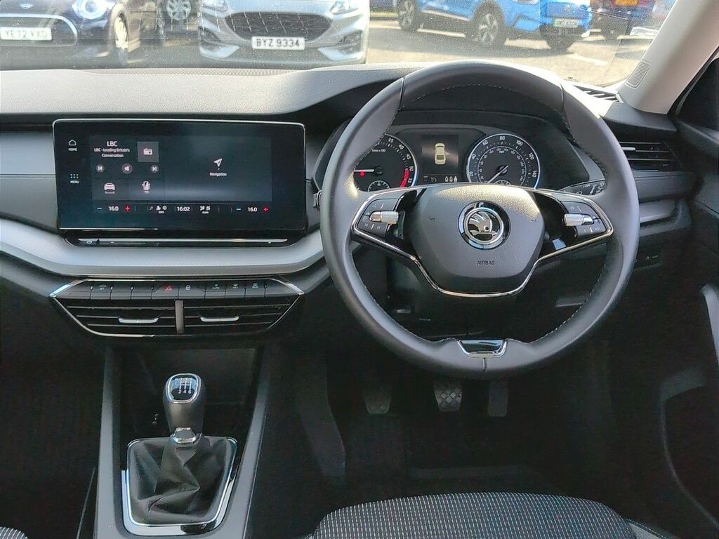 Skoda Octavia Se Technology 2.0 Tdi 116 Ps 6G Man White #2