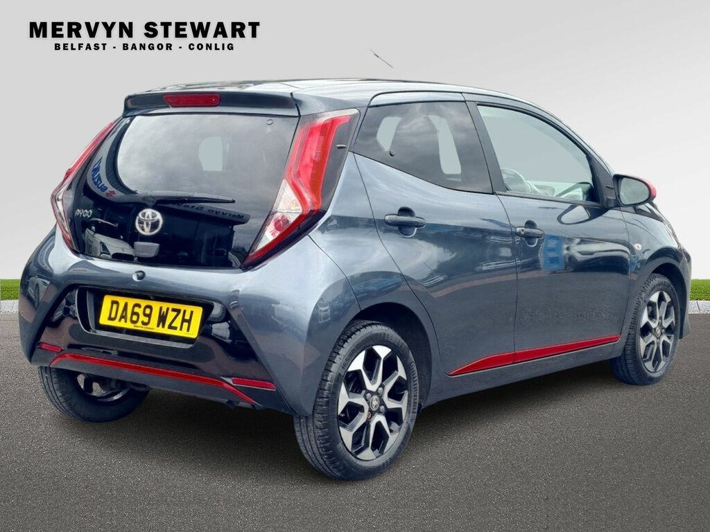 Toyota Aygo X X-trend Vvt-i Grey #6