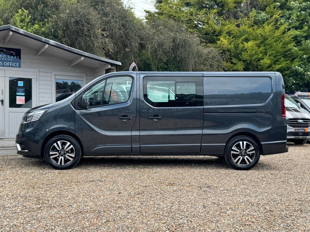 Renault Trafic 2.0 Dci Blue Ll30 Sport Crew Van L2 H1 Euro 6 S ML23LYG Grey #3