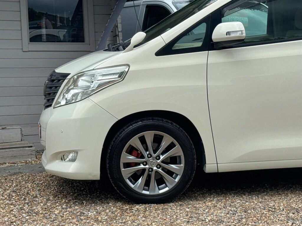 Toyota Alphard Mpv White #12