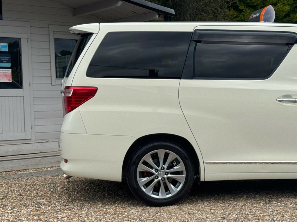 Toyota Alphard Mpv White #7